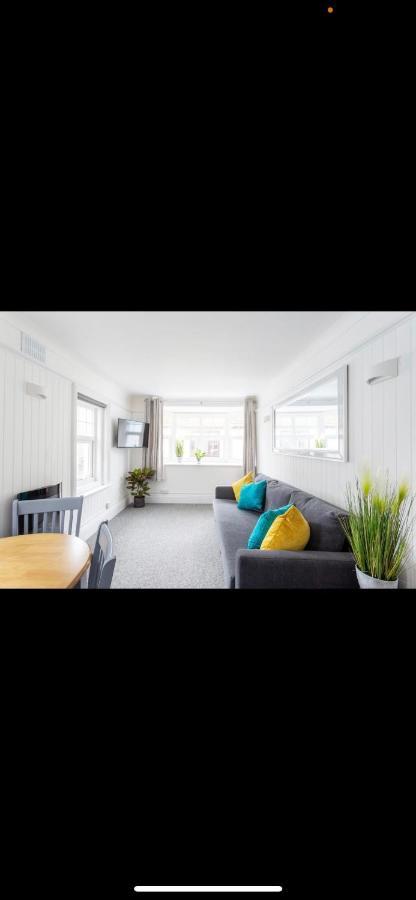 Driftwood Luxury Apartment Lyme Regis Eksteriør bilde
